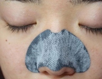 Các Cách Trị Mụn Cám 2 Bên Cánh Mũi